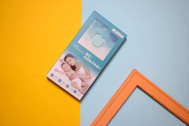 小身材大智慧,24小時持續監測,刷芯無線電子體溫計上手