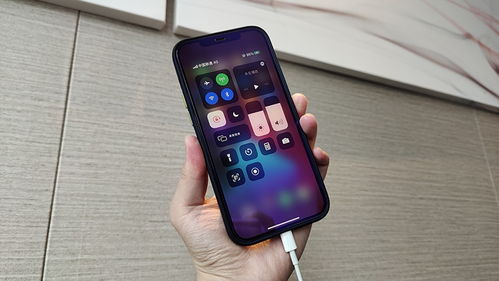 體積小 超能充 anker氮化鎵第二代充電器和磁吸無線充電寶上手體驗(yàn)